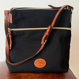 Dooney & Bourke Women's Handbag Nylon Crossbody